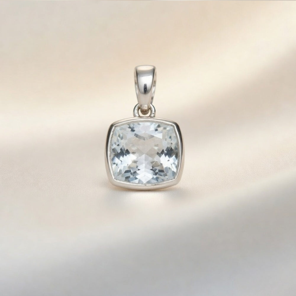 Ceylon Blue Sapphire (Neelam)