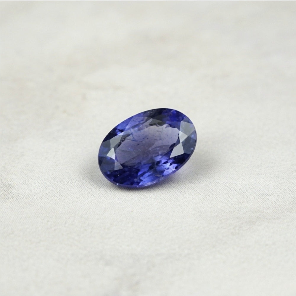 Iolite (Neeli)