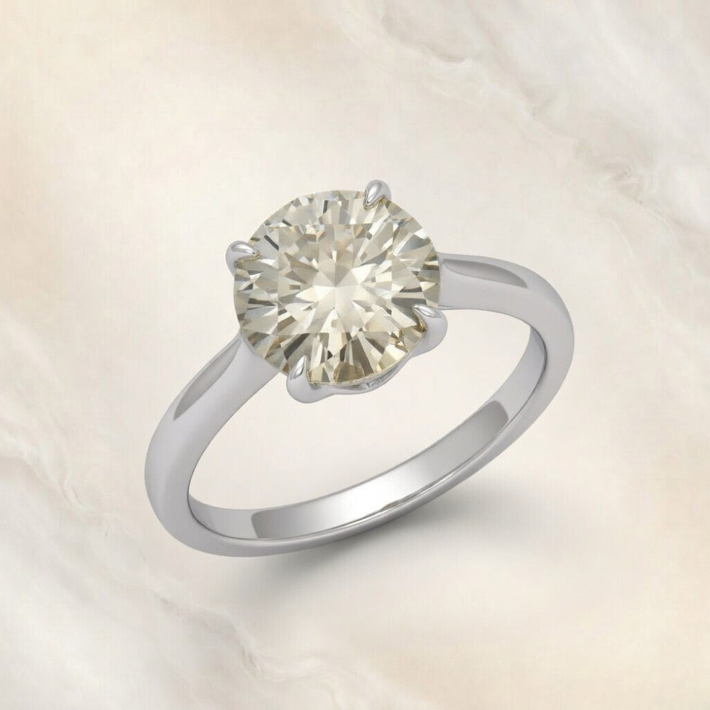 Moissanite
