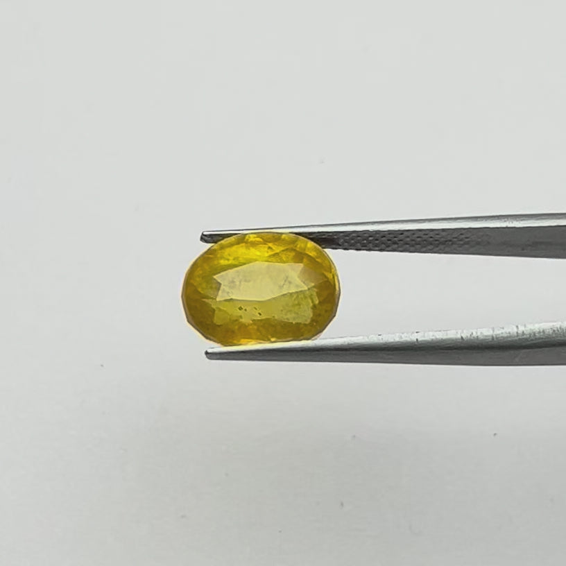 Yellow Sapphire (Pukhraj)